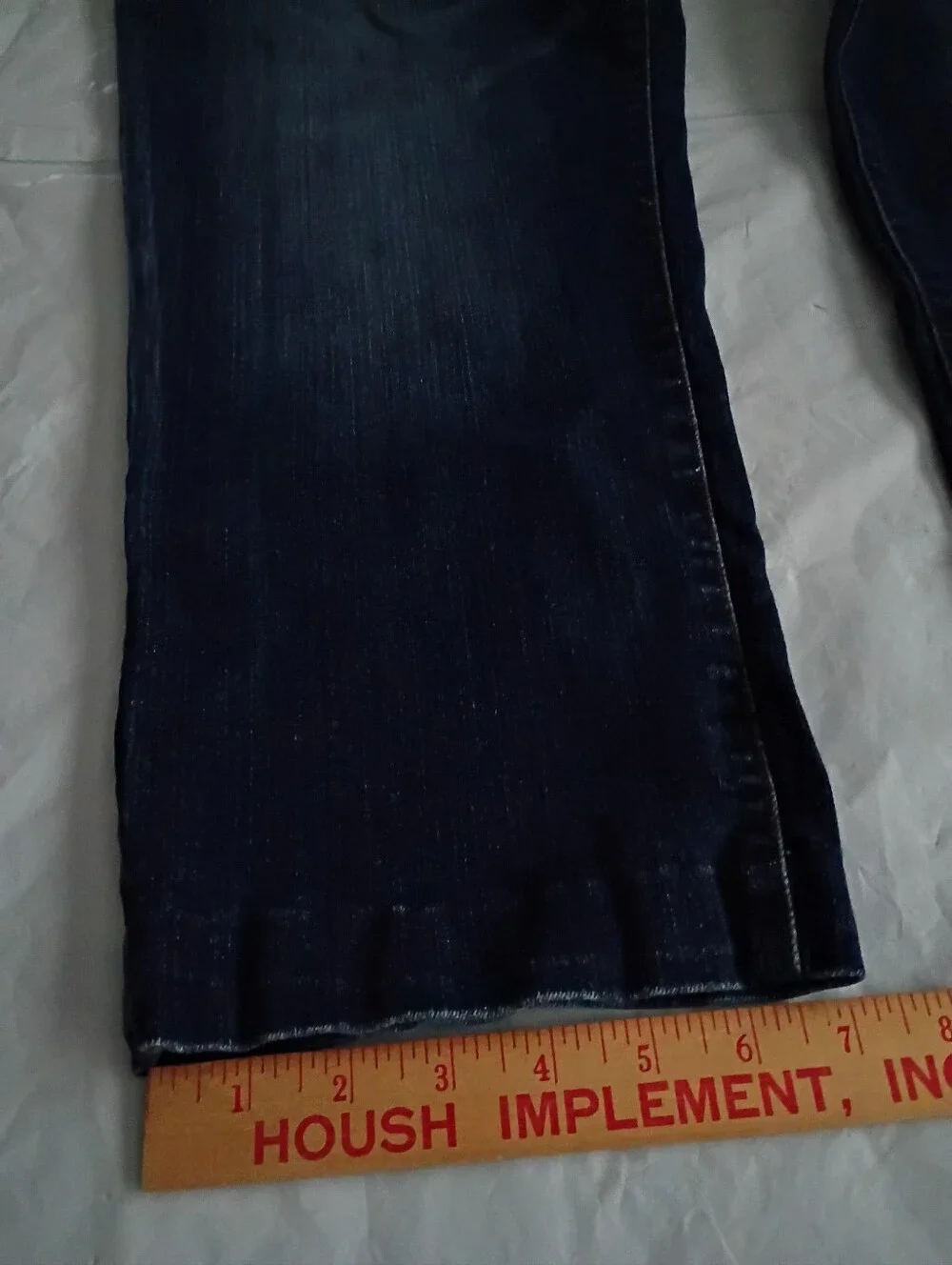 Lee Men's Dark Blue Straight Taper Jeans Classic Comfort 38 Altered Length 23.5